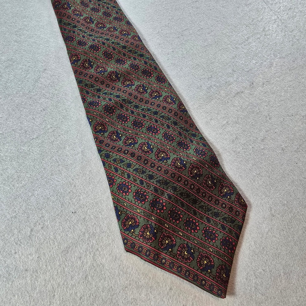The Scotch House Mens Silk Tie Green Burgundy Medallion Stripe Made in UK